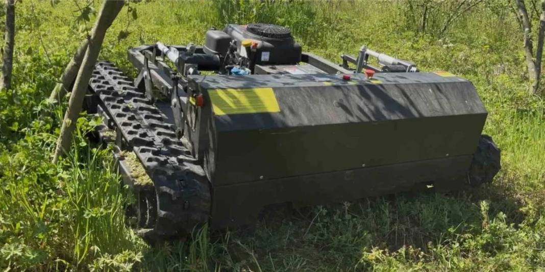 2 işçinin tam günde yaptığı işi 3 saatte yapıyor: Bu teknolojiyi çiftçi hayretle izliyor 6